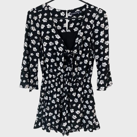Abercrombie & Fitch Tie-Front Floral Romper Black/White 3/4 Sleeve Extra Small - Picture 1 of 12